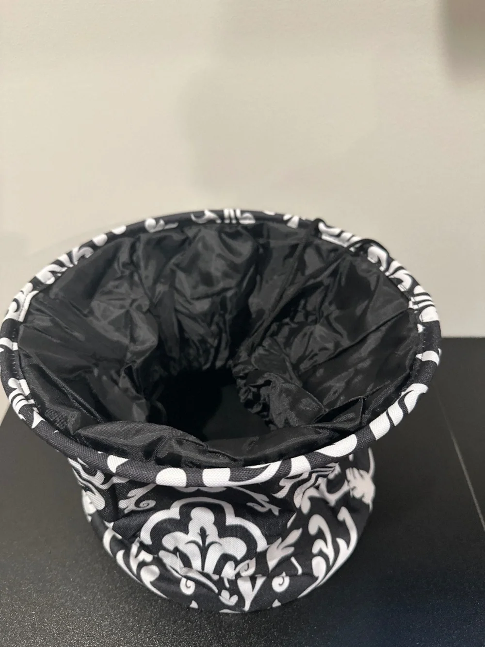 Cinch-Top Bin